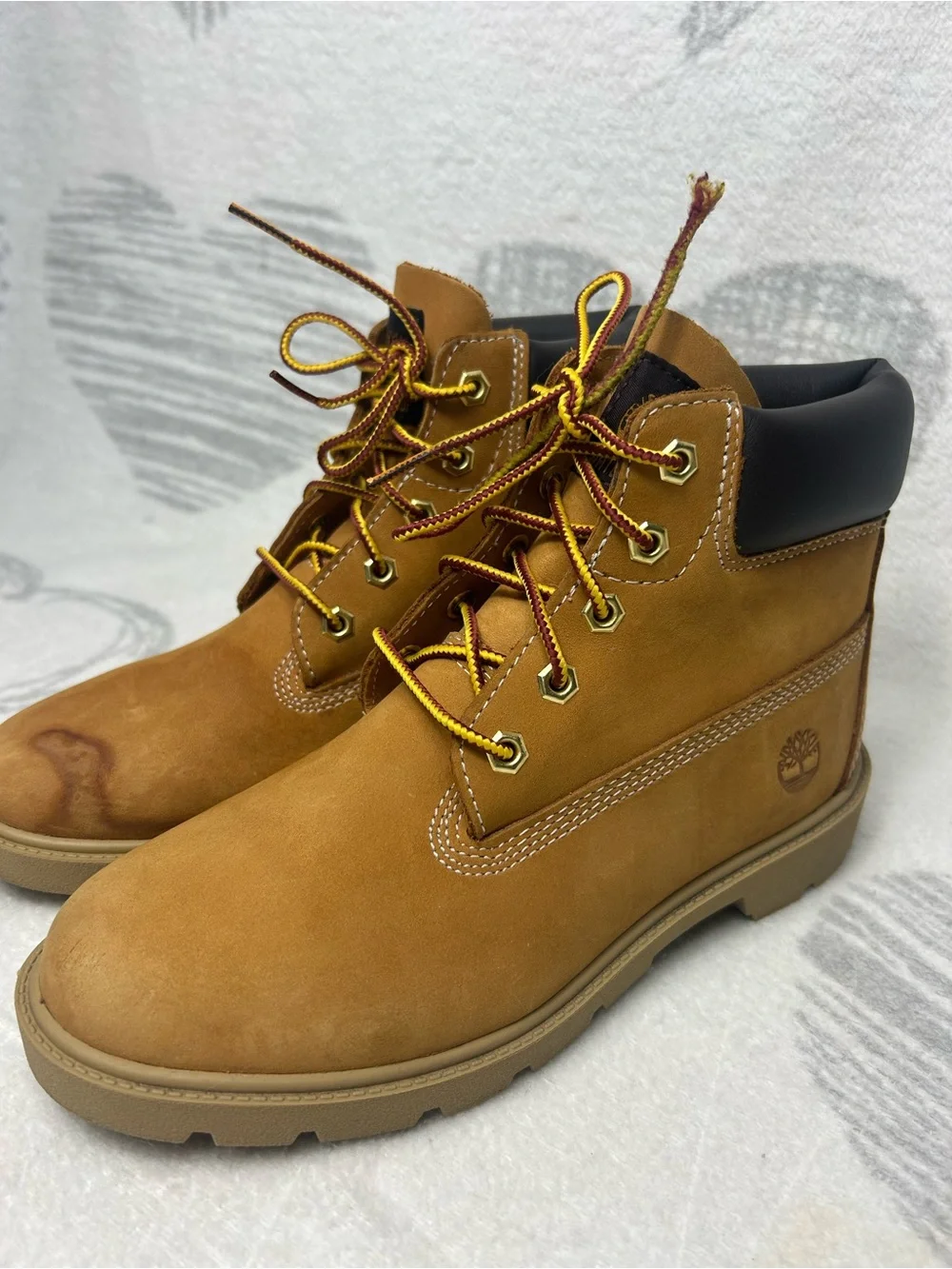 Timberland Classic Waterproof Boots juniors Sz 4.5